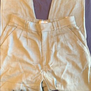 NWT A&F Ultra high rise cropped pants